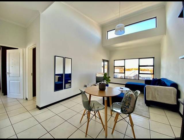 2 BEDROOM TOWNHOUSE FOR SALE IN OAKDENE